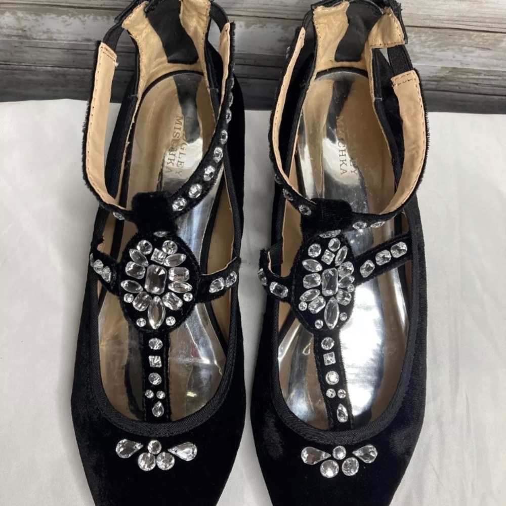 Badgley Mischka TEERA T GEM Black Velvet Jeweled Flats Ankle Straps Women’s 5 - Picture 3 of 12